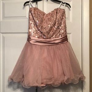 NWT Speechless Prom Dress. Beautiful  Dusty Rose Color. Lots of sparkle.